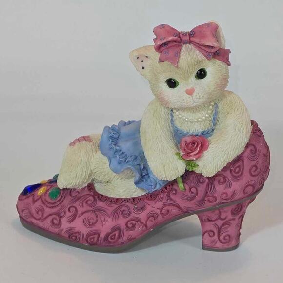Enesco Calico Cats Figurine It's Not‎ Easy to Fill Your Shoes #314501 - Picture 4 of 5